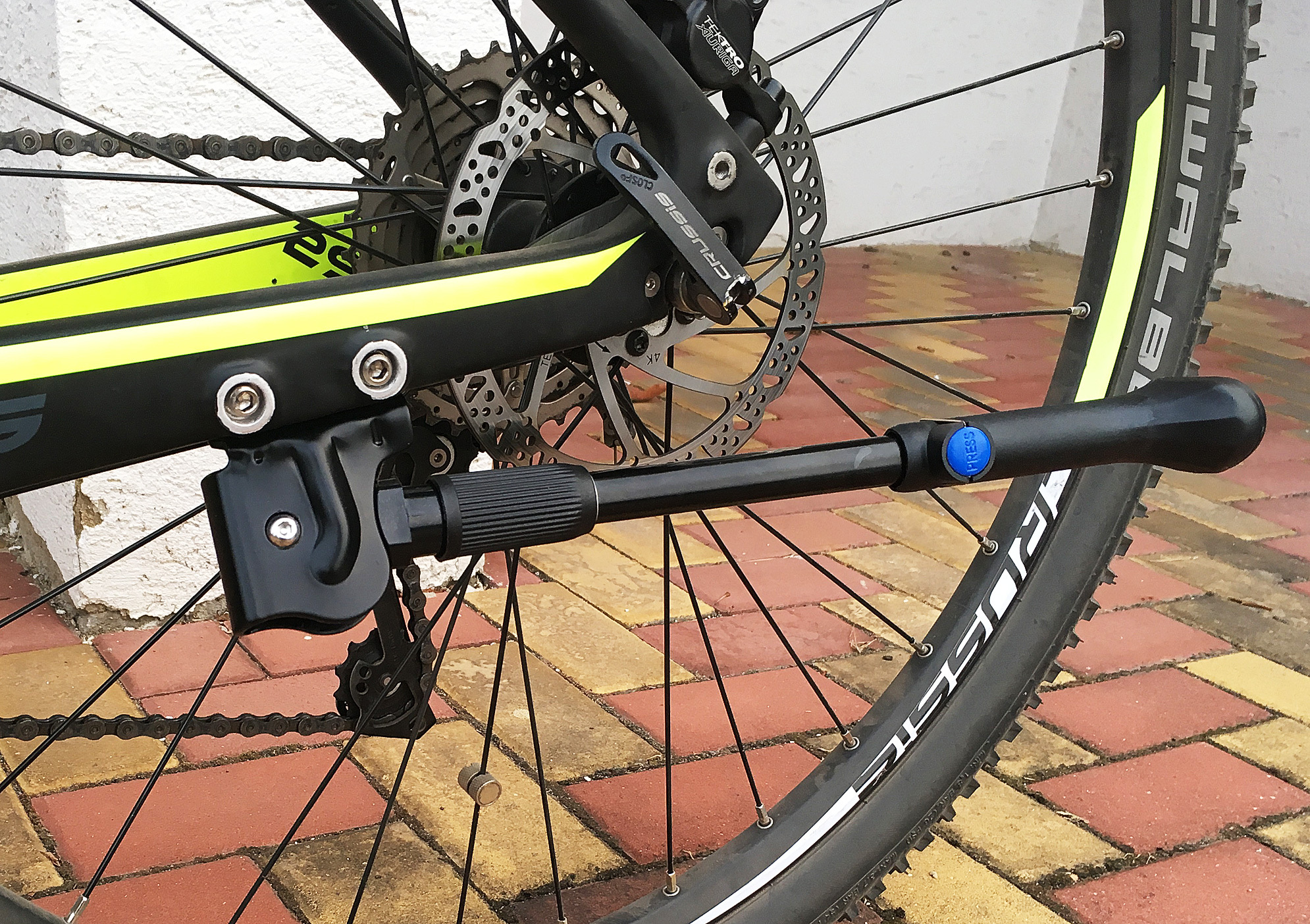 Carrera bike stand hot sale